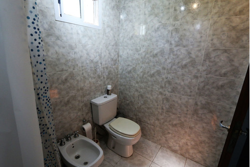 Imagen 18 de 30 de Venta Casa Quinta Virrey Del Pino Extenso Lote. Si Algo Nos Dejó La Pandemia Es La Necesidad De Vivir Con Espacio, Naturaleza Y Disfrutando De La Familia. Un Entorno Ideal Para Tu Gente. Inmobiliaria