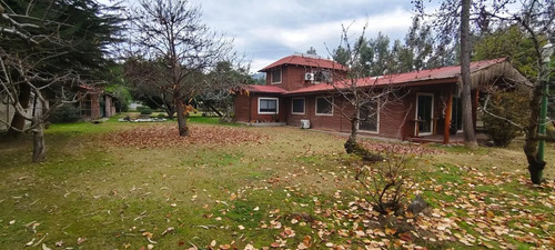 Invierte En Una Parcela Con Dos Casas Y Piscina En Requinoa