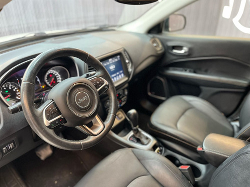 Jeep Compass LONGITUDE 2.0 4x2 Flex 16V Aut.