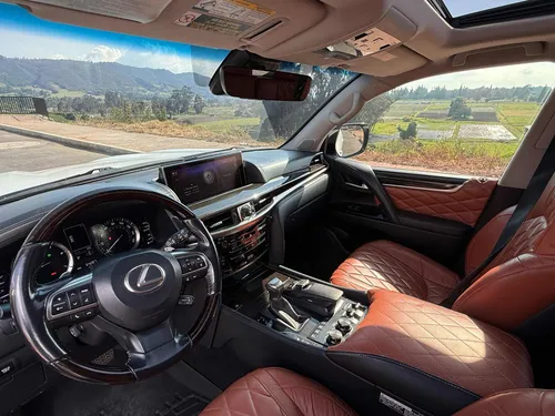 Lexus LX 2 5.7 570