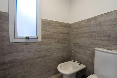 Imagen 22 de 30 de Casa En Venta - 4 Ambientes - Zona Alamos Ii - Pinamar