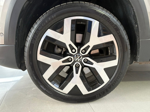 Volkswagen Taos 1.4 250 Tsi Highline Tiptronic