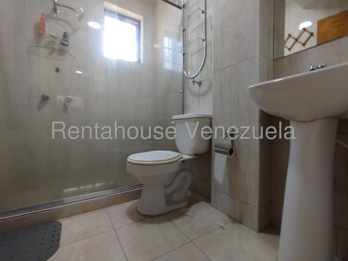 Apartamento En Alquiler, Conjunto Residencial Parque Coropo, Santa Rita 25-17438 Jecg