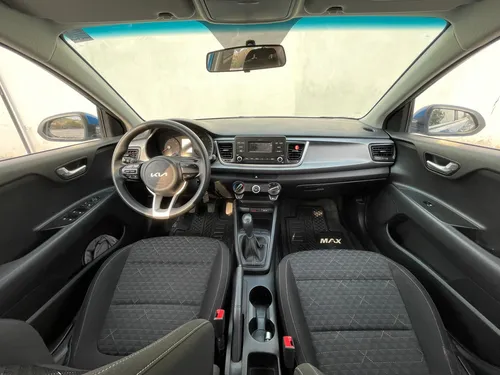 Kia Rio 1.6 L Sedan Mt