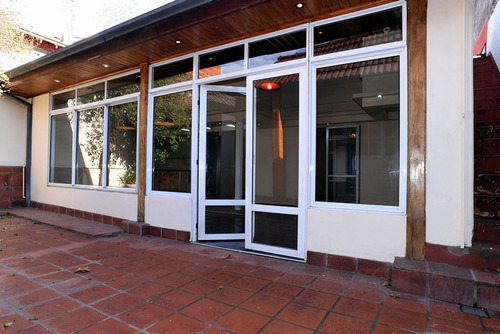 Imagen 1 de 30 de Casa 3 Ambientes Venta V Luzuriaga Parrilla Terraza Negocia