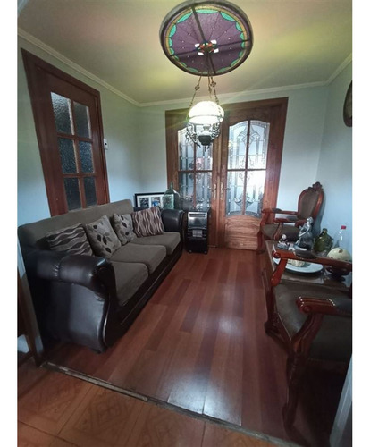 Casa En Venta De 2 Dorm. En La Florida Dos Locales Comercial