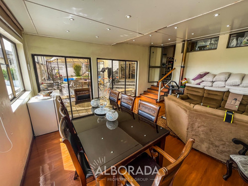 Se Vende Amplia Casa En Lomas San Andrés