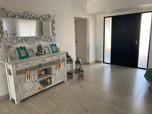 Imagen 3 de 9 de Hermosa Casa Minimalista De 5 Ambientes En Barrio Privado Santa Rita