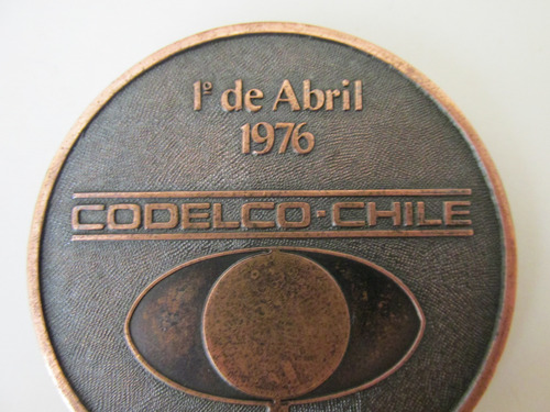 Antigua Medalla Fundacion De Codelco Chile Año 1976 Escasa (Usado)
