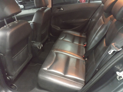 Imagen 9 de 9 de Peugeot 408 2.0 Allure Plus Nav 143cv 2012