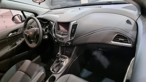 Imagen 10 de 16 de Chevrolet Cruze Lt At 4 Puertas 0km 2022 Lucila Del Mar