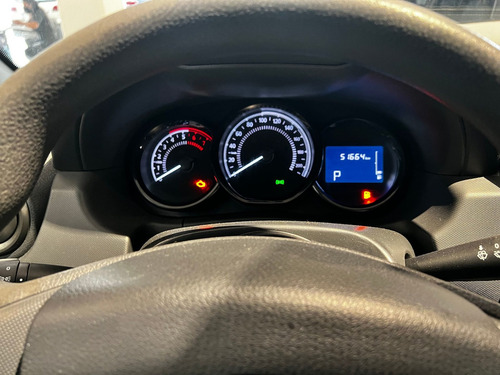 Imagen 10 de 14 de Renault Duster 2019 2.0 Zen At