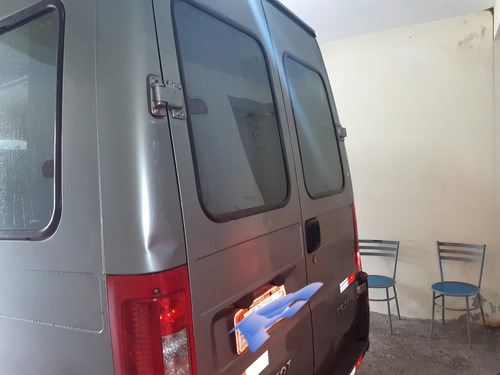 Peugeot Boxer Minibus 2010 2.3 Hdi 330m Médio 15l 5p