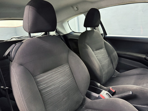 Peugeot 208 1.2