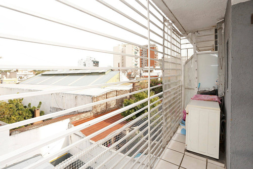 Venta Dpto 2 Amb. Contrafrente Balcón Muy Luminoso