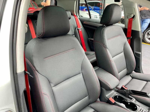 Imagem 14 de 15 de Volkswagen Golf 2015