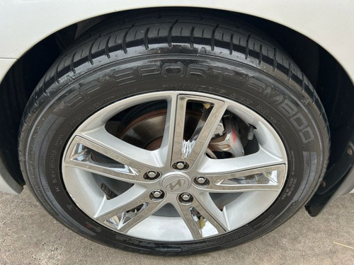 Hyundai I30 i30 2.0 MPI 16V GASOLINA 4P AUTOMÁTICO