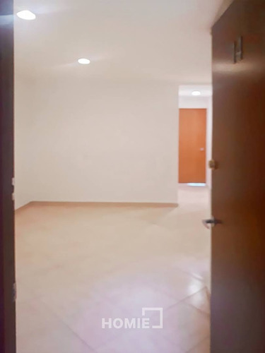 Imagen 8 de 12 de Departamento A 1 Calle De Estación Del Metro; Bien Iluminado, 4 Piso., 8662