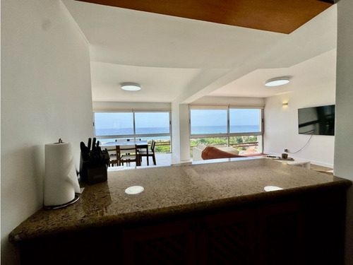 Se Vende Apto 170m2 4h/4b/2p Camurí Grande