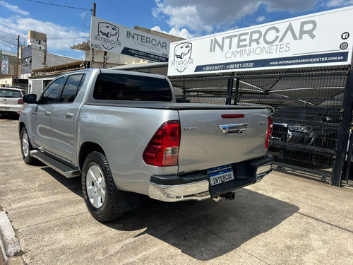 Toyota Hilux 2.7 Sr Cab. Dupla 4x2 Flex Aut. 4p
