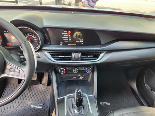 Imagen 4 de 9 de Alfa Romeo Stelvio 2020 2.0 200cv Distinctive Q4