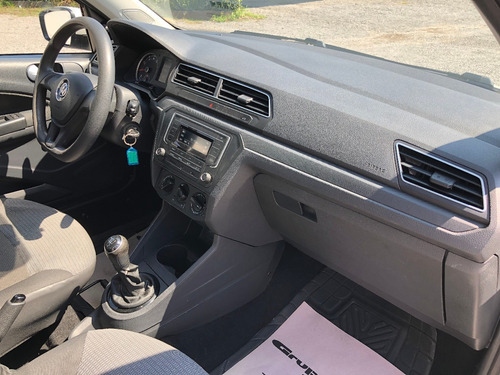 Imagen 13 de 15 de Vw Gol Sedan Trendline Tm5 1.6l 2017 Iva Credito Recibo Fina