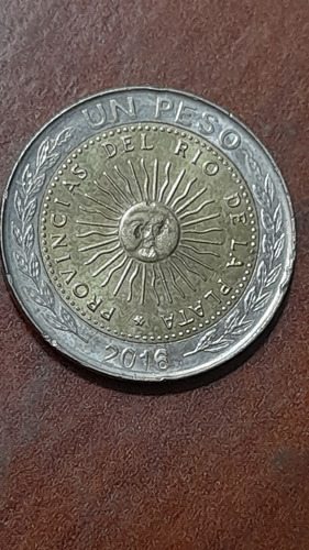 Moneda De 1 Peso Año 2016 Argentina Mal Acuñada En Su Sol...