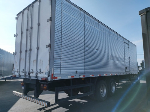 Imagem 6 de 10 de Ford Cargo 2422