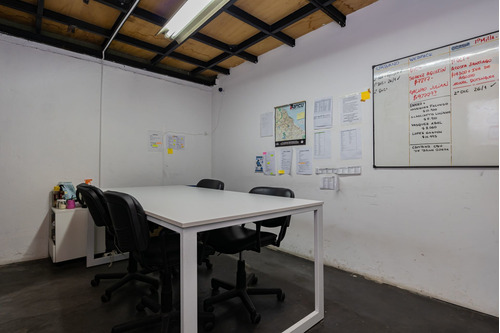 Imagen 15 de 30 de Venta Galpon Con 4 Oficinas Villa Lynch. Permuta