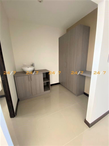 Imagen 8 de 11 de Centrico Departamento En Venta!!!