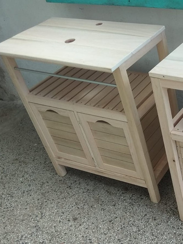 Imagen 7 de 10 de Muebles Para Bachas De Baño En Madera Rustica