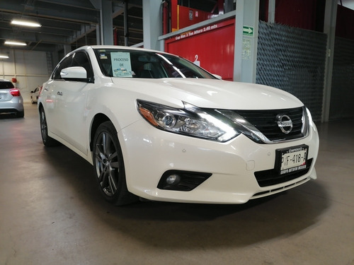 Imagen 1 de 8 de Nissan Altima 2018 3.5 Exclusive Cvt