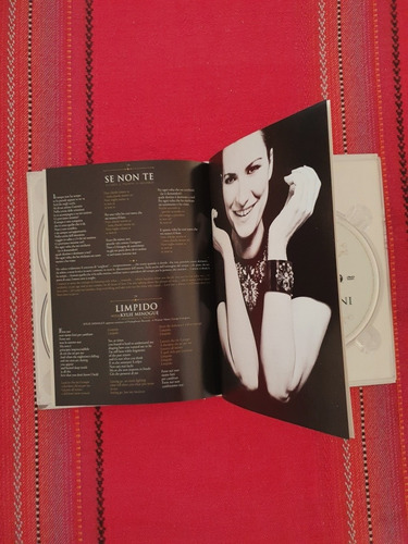 Laura Pausini Deluxe Edition Dvd + 2cds Importado Italia