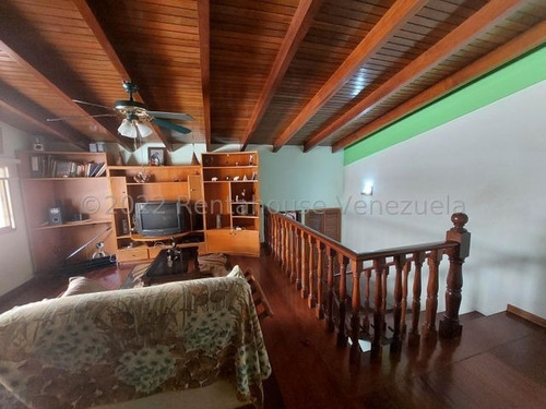 Imagen 10 de 12 de Casa En Alquiler Urb. El Marques # 22-24088