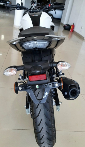 Imagen 8 de 14 de Yamaha Fz 25
