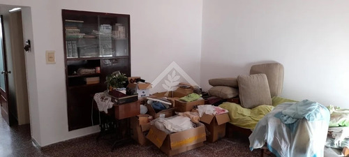Imagen 4 de 7 de Excelente Casa Con Local Comercial Y Depósito!