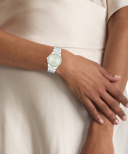 Calvin Klein Reloj Mujer 25100080 Linear Elegance Plata 32mm Correa Plateado Bisel Plateado Fondo Verde Claro