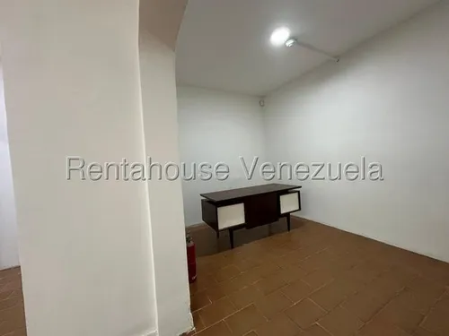 Altamira Mls# 25-12384 Wm