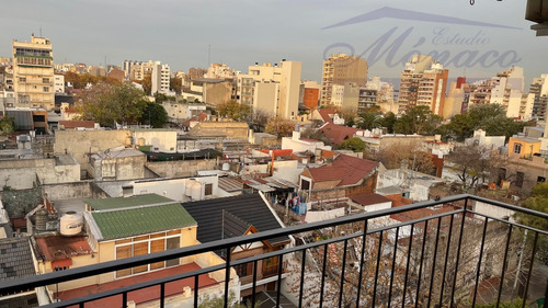 Amplio 3 Amb Fte Balcon Corrido. Impecable!
