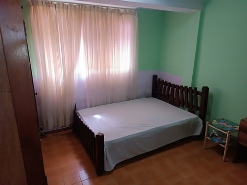 Casa En Venta En Las Polonias Nuevas, San Antonio De Los Altos, La Redoma Am
