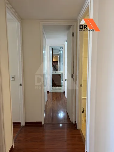 Tu Oportunidad En Santiago - Remodelado, Y Listo Para Vivir