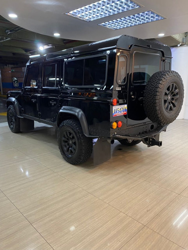 Land Rover Defender 2004 Hd*