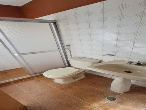 Imagen 5 de 11 de Apto En Venta En Valles De Camoruco Hilmar Rios C453281 Tlf 0414-432-69-46