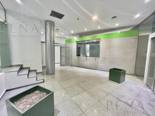 Edificio Comercial En Alquiler En Micrcentro / San Telmo - 2400 M2 -impecable