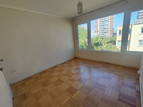 Venta Departamento 4d, 3b En 4 Norte Con Poniente Viña