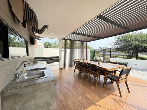 Casa En Venta En Las Palmas