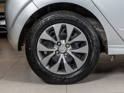 Imagen 11 de 16 de Chevrolet Onix Joy Black 1.4 2021 (nic)