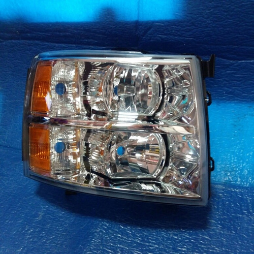 Faro Silverado Año 2008 Al 2015 Marca Tyc