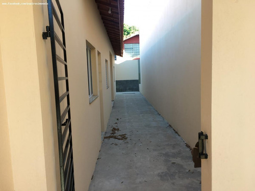 Imagem 8 de 15 de Casa Para Venda Em Tatuí, Jardim Vale Da Lua, 2 Dormitórios, 1 Banheiro, 1 Vaga - 842_1-2008504