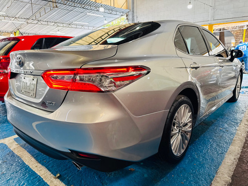 Toyota Camry 2.5 Xle Navegación At